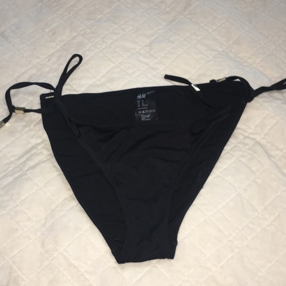 Black bikini bottom